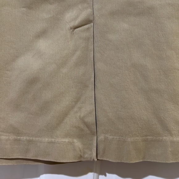 Limited khaki skirt with front slit - Picture 3 of 7